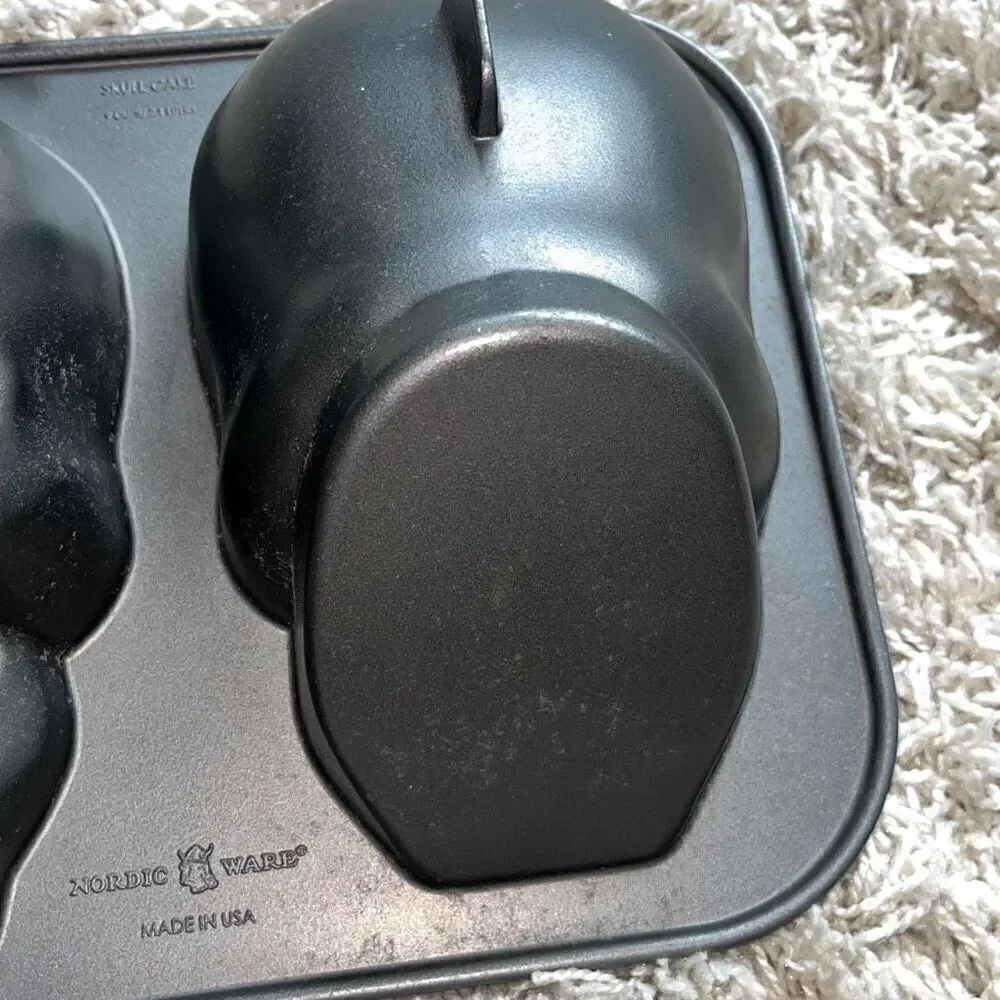 Nordic Ware Halloween 3D SKULL Cake Pan Williams-Sonoma